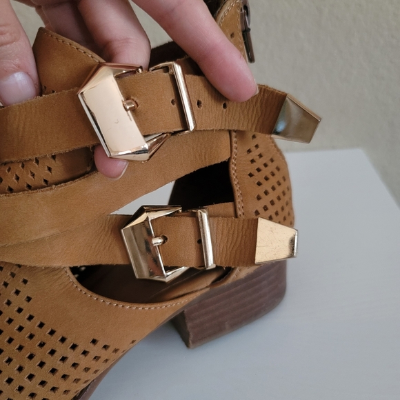 Jeffrey Campbell Everly Booties - Picture 10 of 12